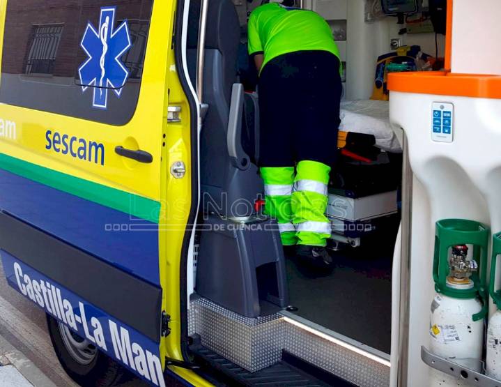 Cuatro personas heridas en una colisión entre dos turismos en Fuente de Pedro Naharro