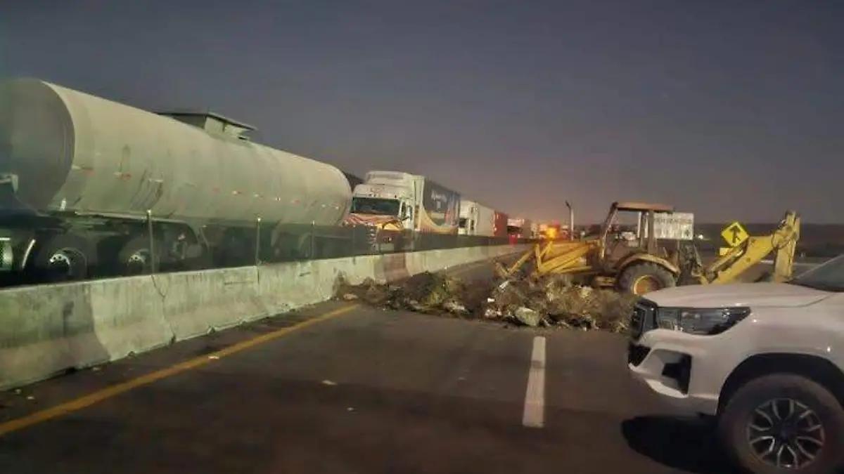 Manifestación campesina en Guanajuato: llaman campesinos a la lucha colectiva, bloqueos permanecen en 12 puntos