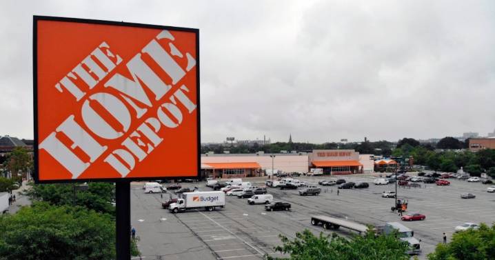 Home Depot forecasts steeper drop in annual profit