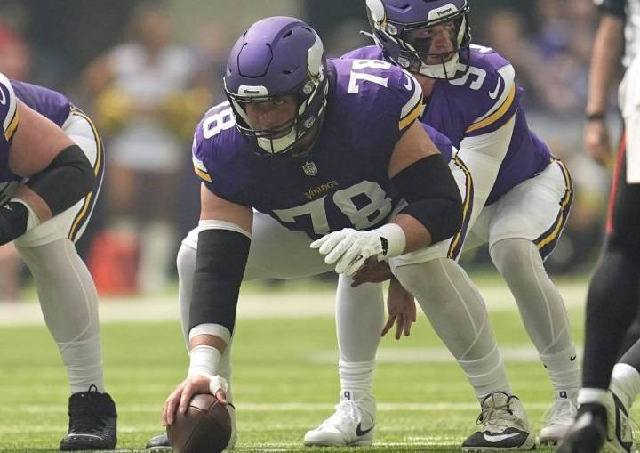 Will the Vikings finally have their starting offensive line in place?