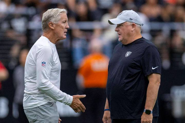 Raiders’ Pete Carroll refutes report that Chip Kelly botched play calls