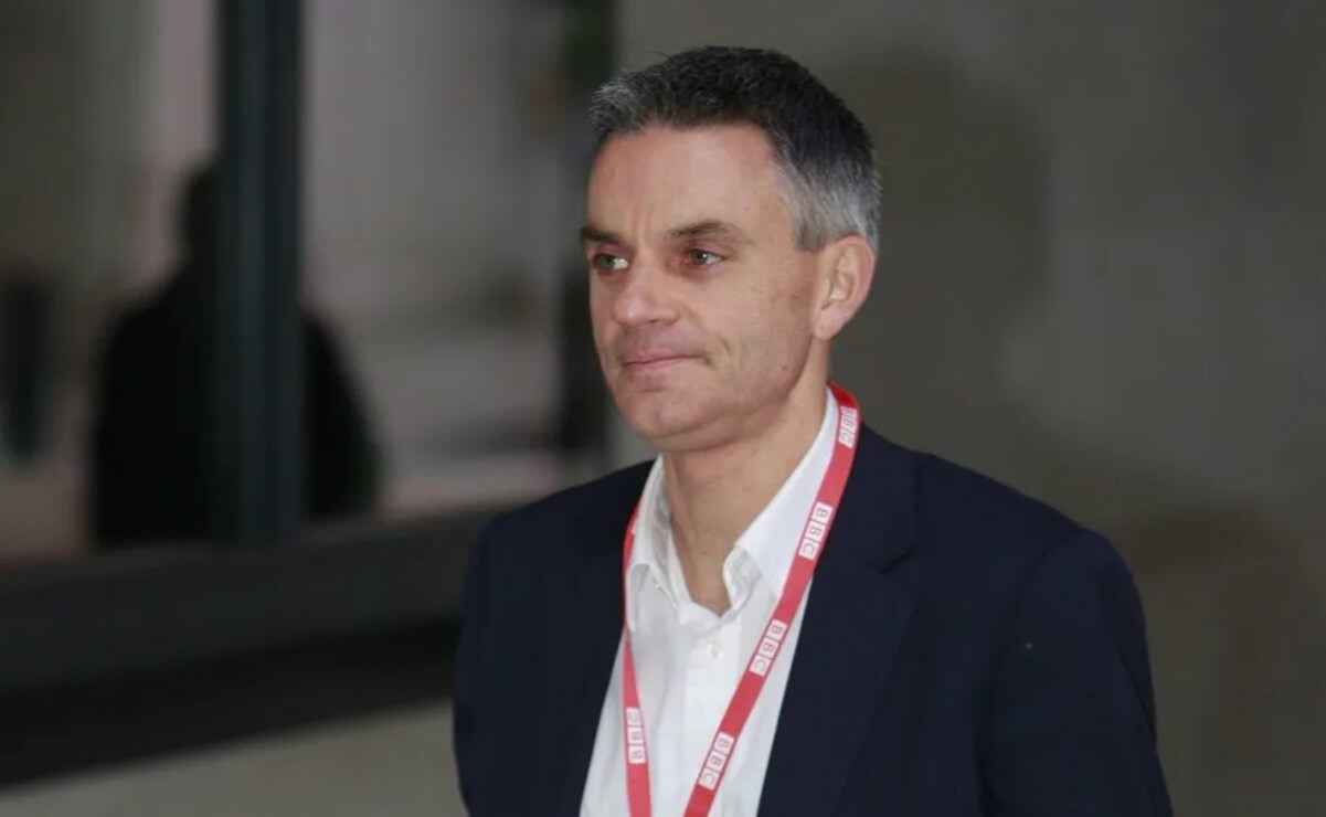 Renuncia director y jefa de informativos de la BBC tras polémica por documental sobre Trump