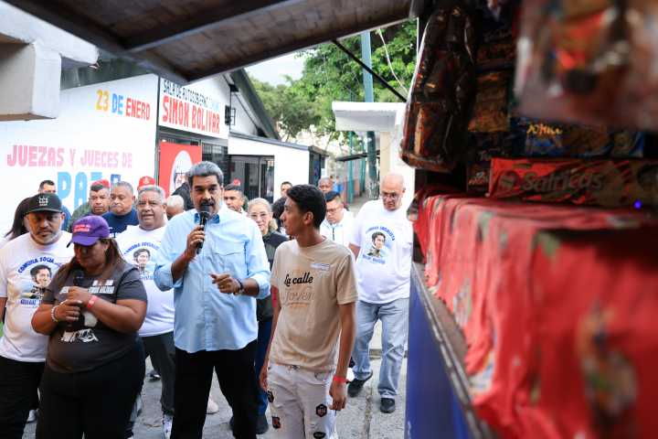 Presidente enaltece el poder de las comunas desde el 23 de Enero