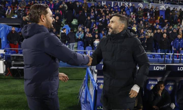 Álvaro, Pétrot y Neto, en el once del Elche; Nyom, Sancris y Kiko, novedades del Getafe