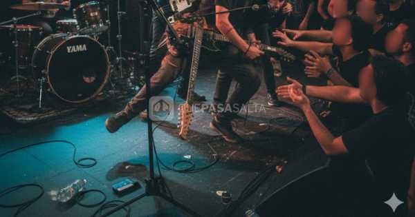 Un músico se desplomó en pleno show y murió frente al público