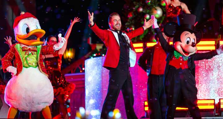 Derek Hough Set to Host ABC’s ‘The Wonderful World of Disney: Holiday Spectacular,’ Full Performers List Revealed! | ABC, Aloe Blacc, Bebe Rexha, Christmas, Coco Jones, Derek Hough, Disney, Ginnifer G