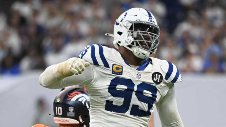Colts' DeForest Buckner not traveling with team to Berlin