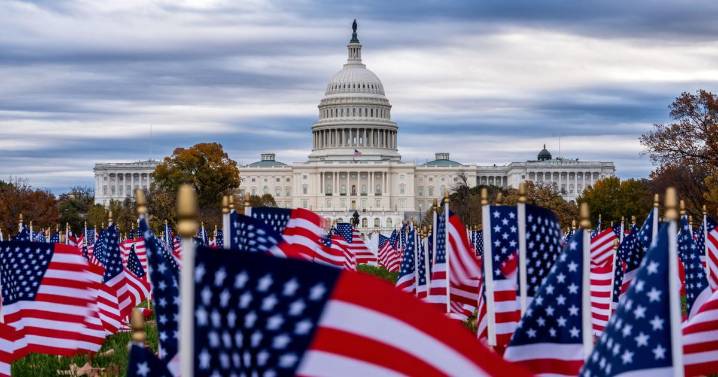 Senate moves closer to ending government shutdown