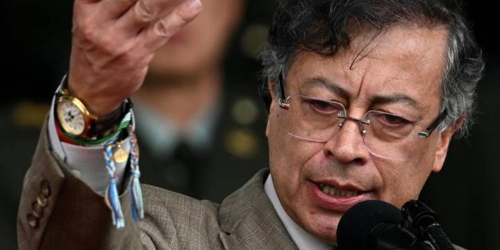 Gustavo Petro comparte los cargos del CNE por sobretopes en su campaña presidencial: “Podrá ver lo arbitrario de la decisión”