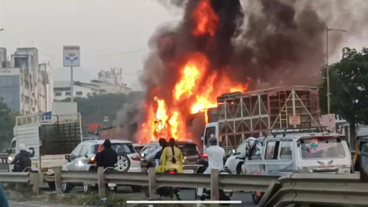 5 killed, 10 injured in accident at ‘selfie point’ on Pune’s Navale Bridge; traffic advisory issued