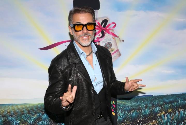 Sergio Mayer pide al ‘Team Infierno’ respaldar a su hijo en “La Granja VIP”