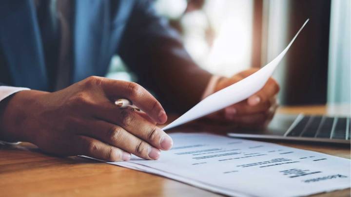 Indian Vs Japanese Bosses: Viral Reddit Post Triggers Debate On How They Handle Leave Requests