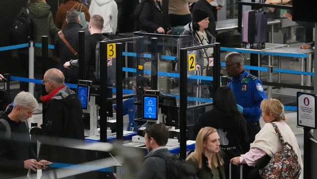 Get the Facts: Tariff dividends, air traffic controller bonuses, 50