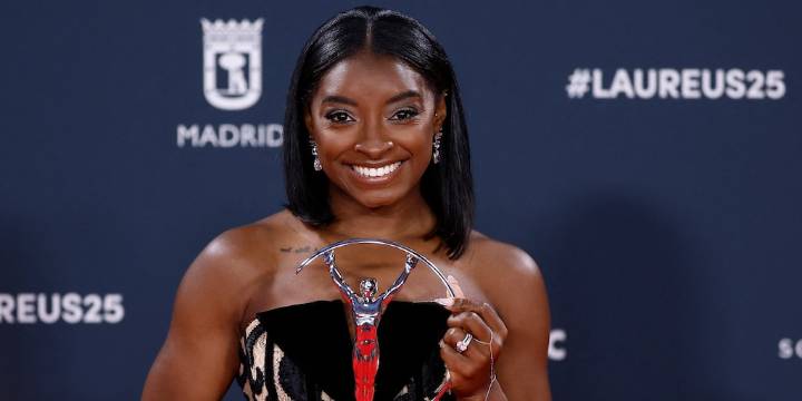 Simone Biles dio detalles de su reciente cirugía estética que causó furor entre los fanáticos: “Parecían de otro planeta”