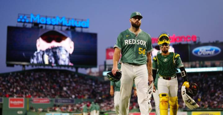 2025 Red Sox in Review: Lucas Giolito, one of the Sox’ most important players in 2025, probably won’t be back in 2026