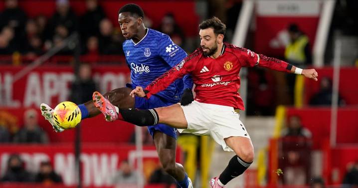 Yakubu offers advice to Thierno Barry as he hails Everton's 'new Steven Pienaar'