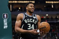 Bucks Reveal Giannis Antetokounmpo’s Final Status vs Lakers