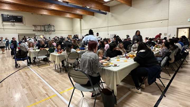Ultimate Thanksgiving feast brings hundreds together in downtown Salt Lake City