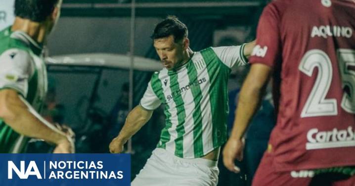 El referente de Banfield Sergio Vittor explicó la ausencia del plantel a un entrenamiento de la semana pasada
