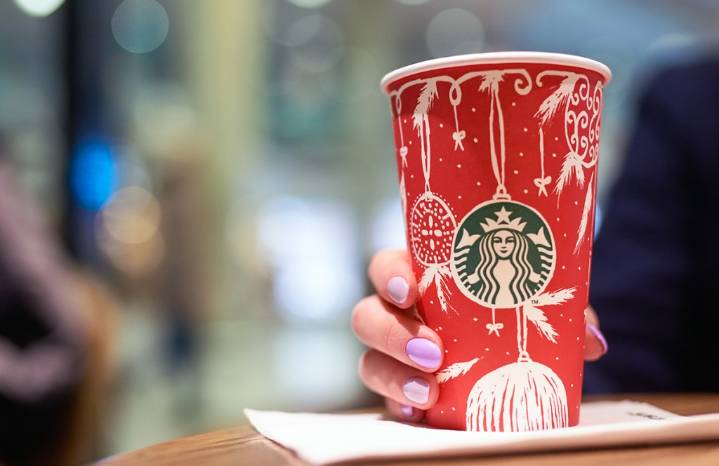 Starbucks’ viral Bearista cup debuts, along with holiday lineup