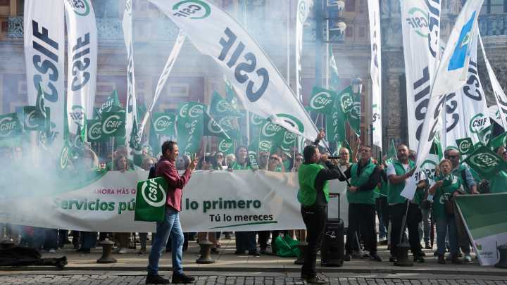 O Goberno pacta unha subida salarial do 11% para os funcionarios entre 2025 e 2028