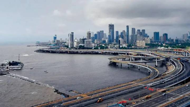 Mumbai weather updates: City wakes up to a cold morning as temperatures dips