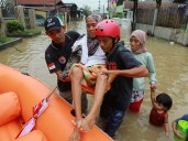 Flood deaths rise to 174 in Indonesia, surge across Southeast Asia