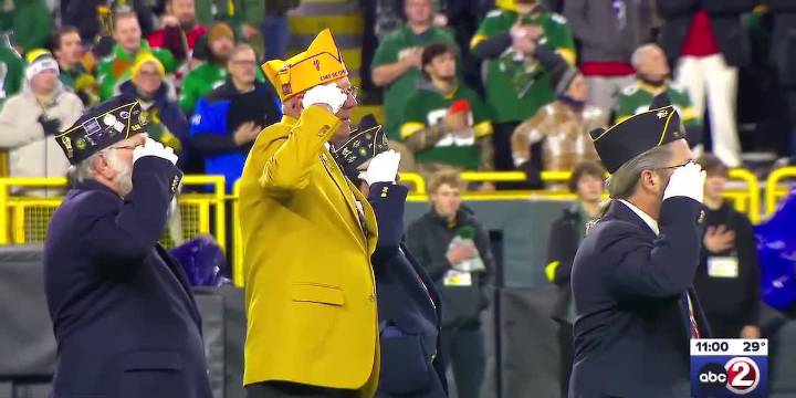 Green Bay Packers host Salute to Service game