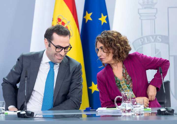 El Gobierno aprueba un techo de gasto récord de más de 216.000 millones para 2026