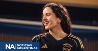 ¿Hincha de Boca? Rosalía visitó la Bombonera y posó con la camiseta del “Xeneize”