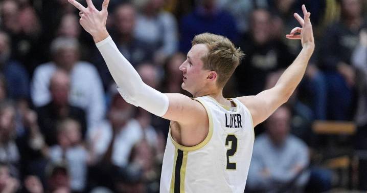 Fletcher Loyer and Braden Smith team up to lead No. 1 Purdue to 82
