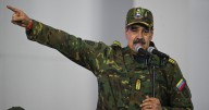 Maduro ordena a la Aviación estar «alertas, listos y dispuestos» para defender a Venezuela