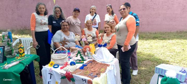 Culmina con éxito 2do encuentro de artesanos en Los Guayos