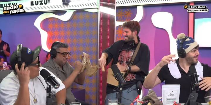 Jorge Luna y Ricardo Mendoza conquistan ‘Luzu TV’ y sorprenden con regalos a conductores del programa argentino ‘Nadie dice nada’