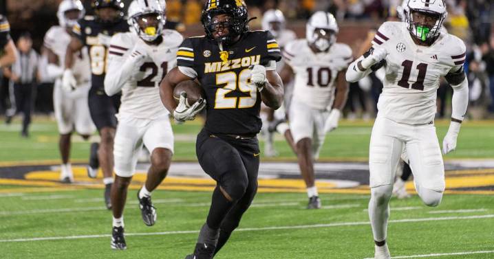 Hardy rushes for career-best 300 yards, 3 TD to help Missouri beat Mississippi State 49