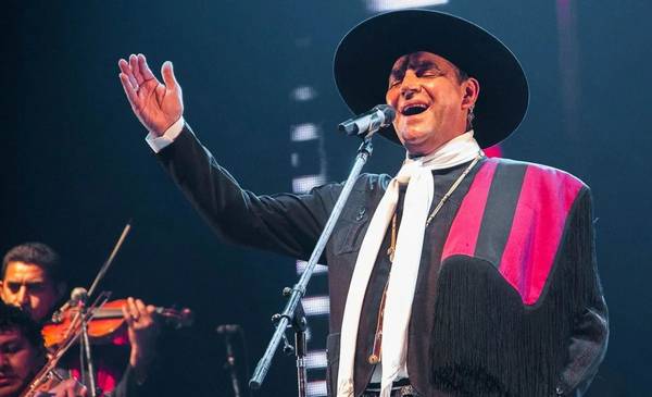 El Chaqueño Palavecino y Karina compartirán escenario en un evento