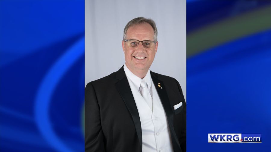 Crestview band director receives prestigious award