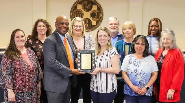 City of Statesboro receives 2 awards for financial reporting