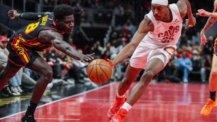 Donovan Mitchell's 42 points not enough for Cavs vs Hawks