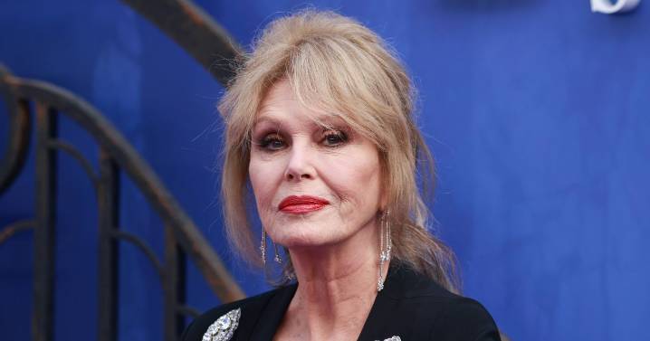 Joanna Lumley has eaten one way for 40 years and is 'never ill'