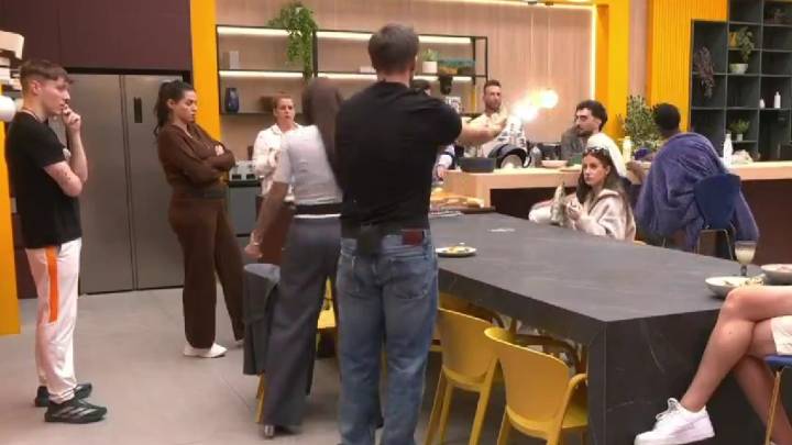 Un plato de comida desata la primera gran bronca en 'Gran Hermano 20' y tienen que separar a las involucradas