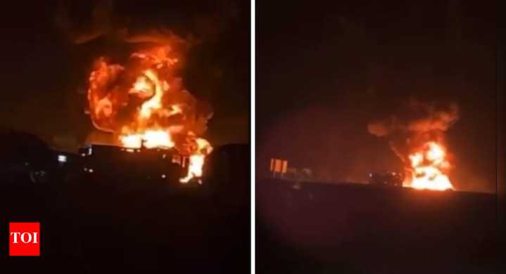 Mecca pilgrims were asleep when bus crashed; several Indians feared dead