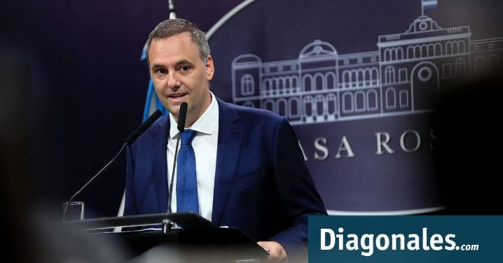 La insólita defensa de Adorni por su candidatura testimonial: “Yo no sabía”