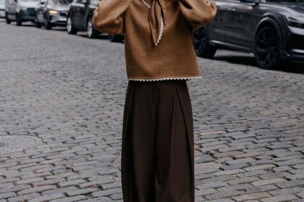 La última genialidad de Zara: el jersey con bandana