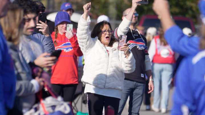 Feel the beat of Bills Mafia before showdown with Chiefs