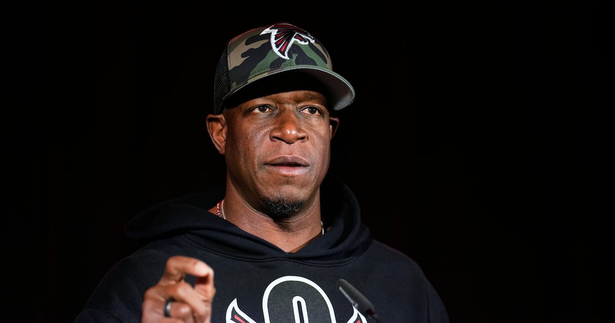 Falcons hold final practice in Berlin before facing the Colts