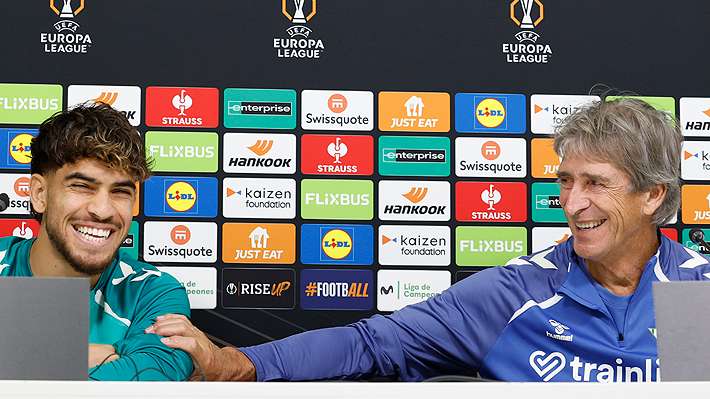 Pellegrini da tajante respuesta sobre su futuro y protagoniza divertido momento con jugador del Betis en conferencia de prensa