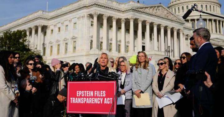 Iowa’s congressional delegation votes to release Epstein files