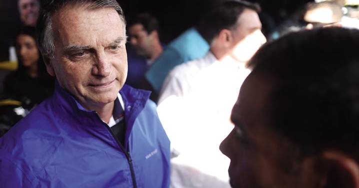 Corte de Brasil ratifica condena de 27 años a Bolsonaro y ordena el inicio de su prisión