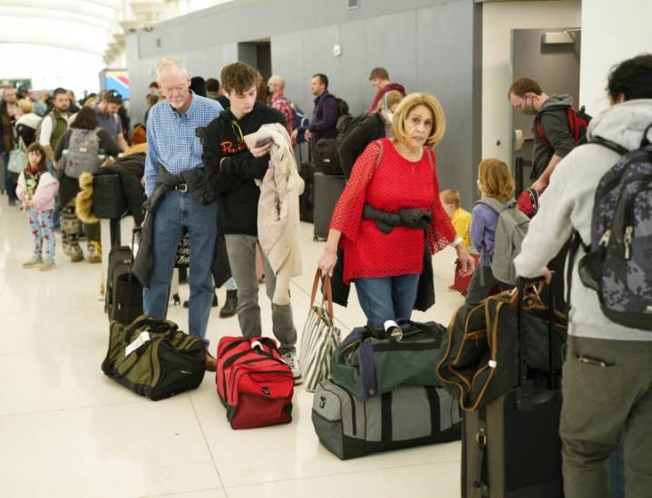 More cancellations and delays at Las Vegas airport as FAA cuts more flights
